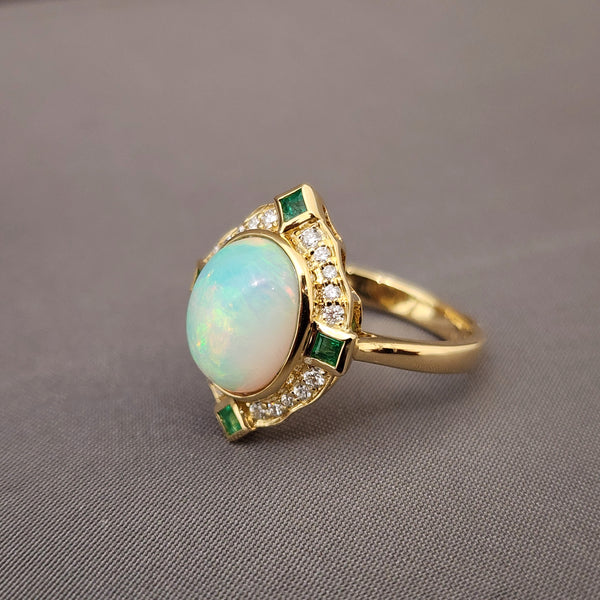 Opal & Emerald & Diamond Ring